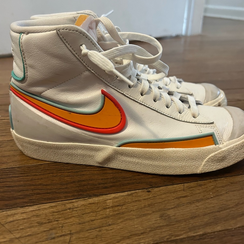 Nike White High-Top Sneakers with Orange and Red Swoosh - Picture 2 of 4